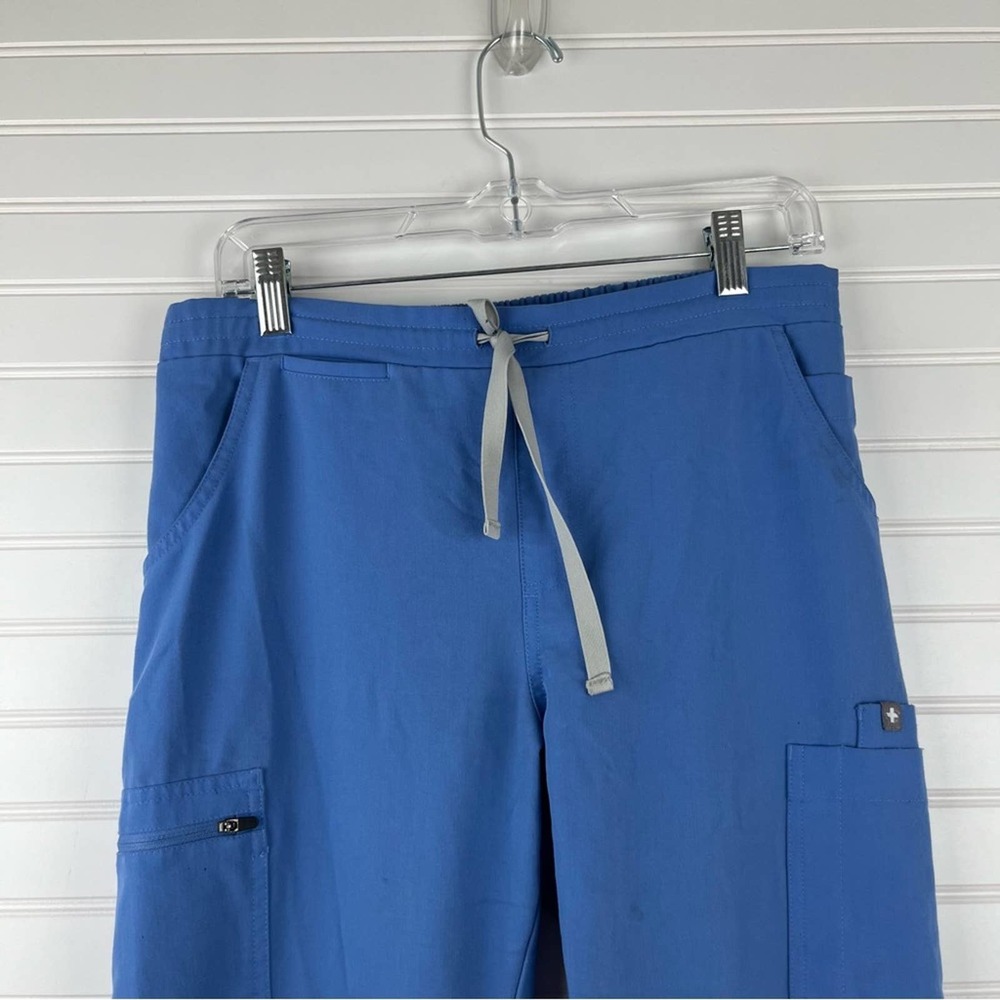Figs Yola Skinny Tapered Leg Scrub Pant in Ceil Blue Size Small TALL - Picture 14 of 16